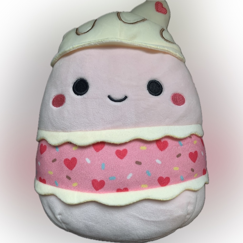 Squishmallow Brinya Strawberry Sundae